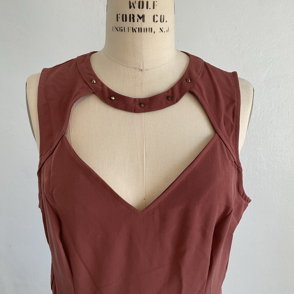 Dress - Picture 3 of 9